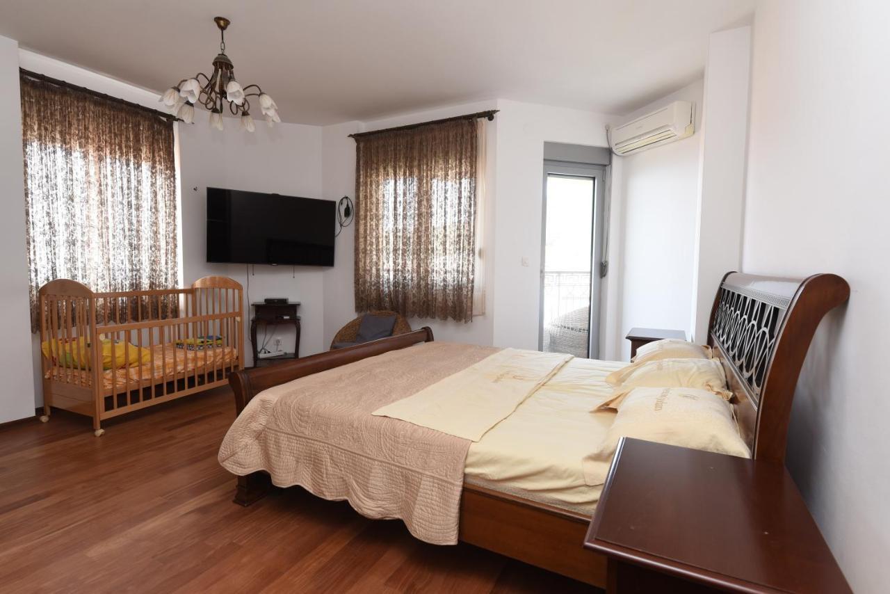 Apartamenti Enjoy Appartement Petrovac Buitenkant foto